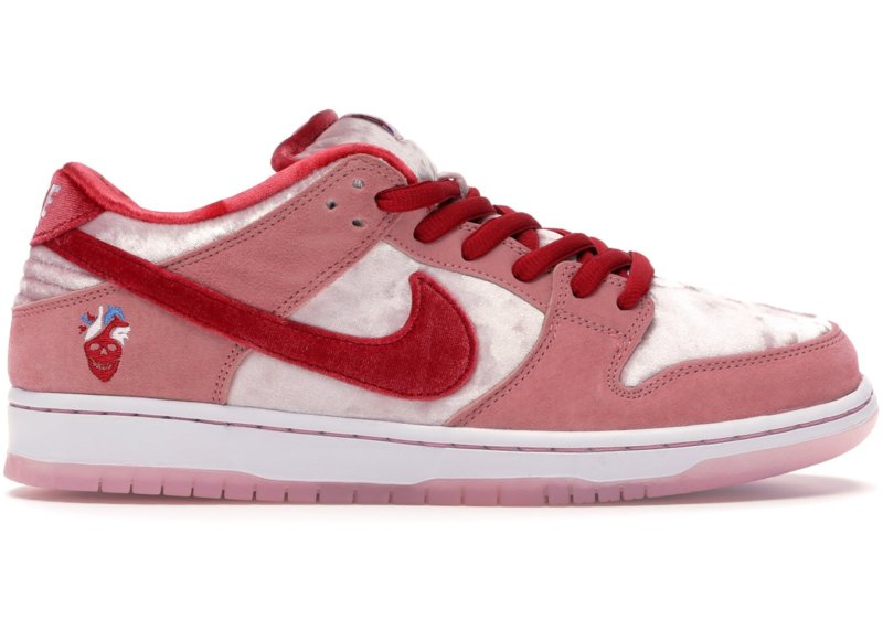 Nike SB Dunk Low StrangeLove Skateboards online