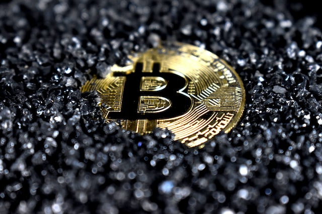 bitcoin in black crystals
