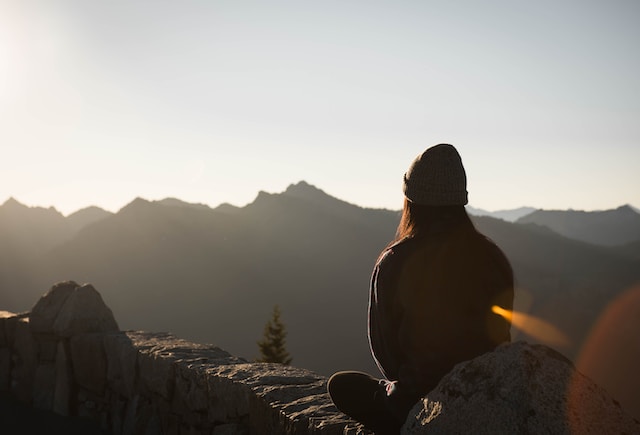 woman looking at mountain